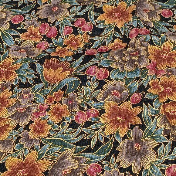 Vintage Floral Fabric 20" X 40" Cotton Tapestry Material for Crafting & Sewing - Picture 2 of 2